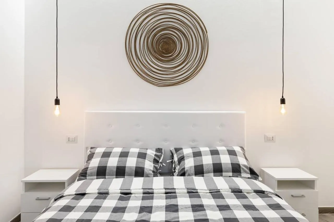 Modern And New Flat In Duomo Area Apartment Milan Italy